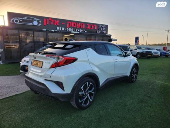 טויוטה C-HR Chic הייבריד אוט' 1.8 (98 כ"ס) בנזין 2017 למכירה בעפולה