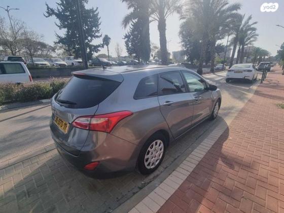 יונדאי i30 Inspire סטיישן אוט' 1.6 (135 כ"ס) בנזין 2013 למכירה ברחובות