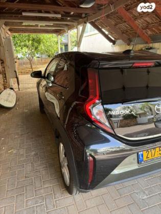 טויוטה אייגו קרוס (AYGO X) Pulse הצ'בק 4X2 אוט' 1.0 (72 כ"ס) בנזין 2022 למכירה בהוד השרון