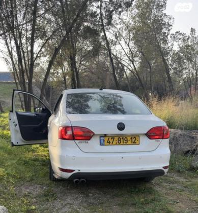 פולקסווגן ג'טה Trendline אוט' 1.4 (122 כ"ס) [2012-2016] בנזין 2013 למכירה ברמלה