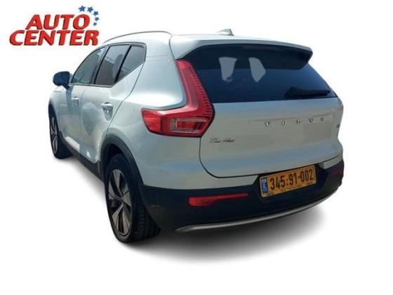 וולוו XC40 T3 Momentum P אוט' 1.5 (163 כ''ס) בנזין 2021 למכירה ב