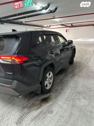 טויוטה RAV4 הייבריד E-xperience הייבריד 5 דל' אוט' 2.5 (178 כ''ס) בנזין 2021 למכירה ברמת גן