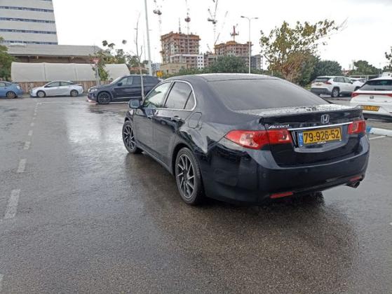 הונדה אקורד Premium אוט' 2.0 (156 כ''ס) בנזין 2013 למכירה בבת ים