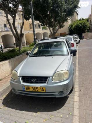 יונדאי אקסנט (עד 2012) Family GL אוט' 5 דל' 1.5 (91 כ''ס) בנזין 2006 למכירה במעלה אדומים