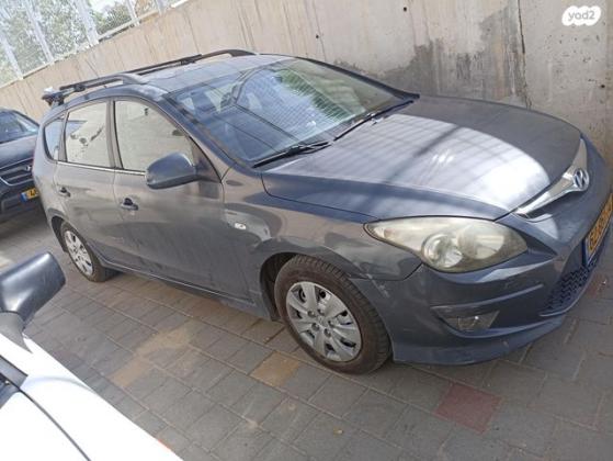 יונדאי i30CW Inspire סטיישן אוט' 1.6 (126 כ''ס) בנזין 2011 למכירה בבאר שבע