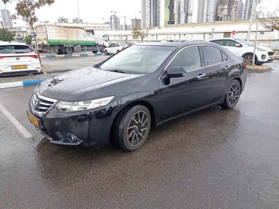 הונדה אקורד Premium אוט' 2.0 (156 כ''ס) בנזין 2013 למכירה בבת ים