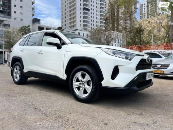 טויוטה RAV4 הייבריד E-volve הייבריד אוט' 2.5 (178 כ''ס) בנזין 2021 למכירה בתל אביב יפו