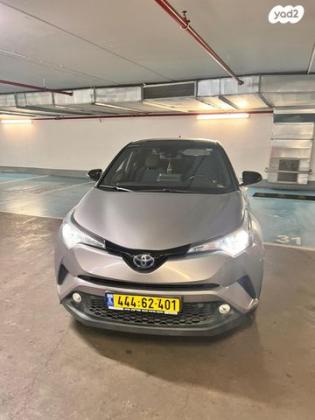 טויוטה C-HR Chic הייבריד אוט' 1.8 (98 כס)" בנזין 2018 למכירה ברחובות