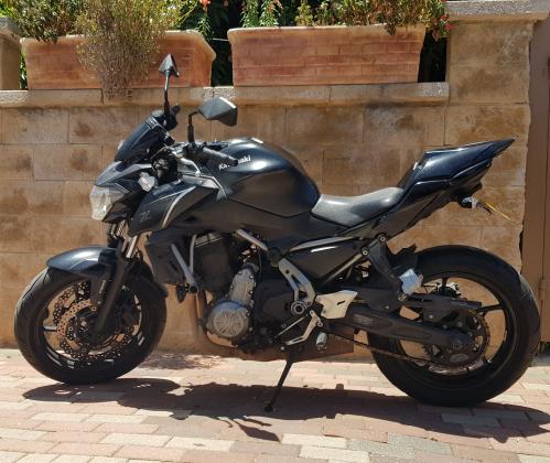 קוואסאקי Z650 ABS יד 4 2017 | 64000 ק"מ