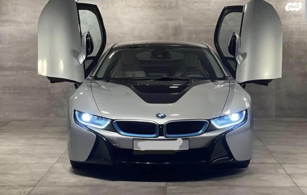 ב.מ.וו i8 4X4 Luxury קופה הייבריד אוט' 1.5 (362 כ"ס) היברידי חשמל / בנזין 2016 למכירה בירושלים