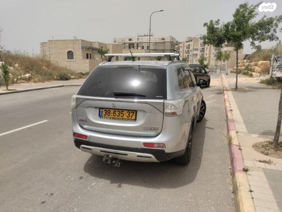 מיצובישי אאוטלנדר PHEV 4X4 הייבריד אוט' 5 מק' 2.0 (121 כ''ס) היברידי חשמל / בנזין 2015 למכירה בבית שמש