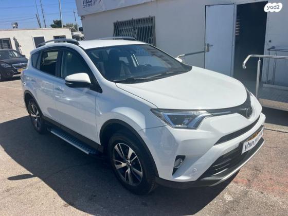 טויוטה RAV4 ארוך 4X4 Premium MC אוט' 2.0 (152 כ''ס) בנזין 2018 למכירה בחולון