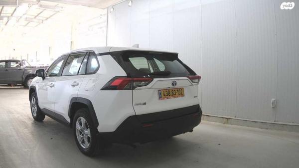 טויוטה RAV4 הייבריד E-volve הייבריד אוט' 2.5 (178 כ''ס) בנזין 2021 למכירה בתל אביב יפו