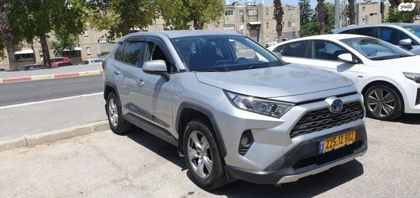 טויוטה RAV4 הייבריד E-xperience הייבריד 5 דל' אוט' 2.5 (178 כ''ס) בנזין 2020 למכירה בבית שמש