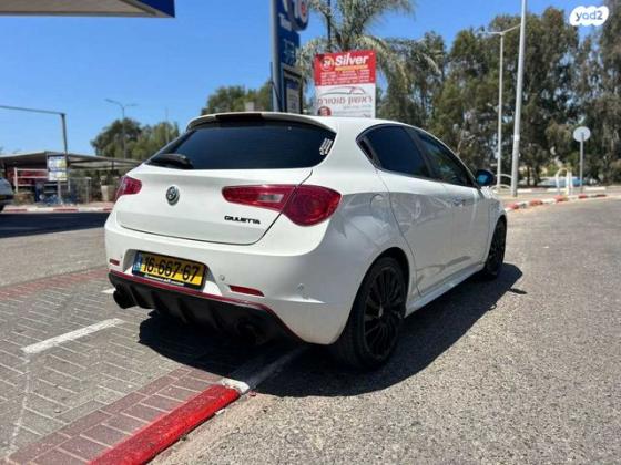 אלפא רומיאו ג'ולייטה תלתן ירוק Quadrifoglio ידני 1.7 (230 כ''ס) בנזין 2010 למכירה בראשון לציון