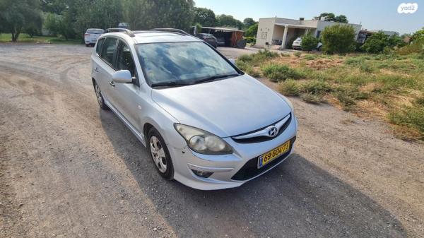 יונדאי i30CW Inspire סטיישן אוט' 1.6 (126 כ''ס) בנזין 2010 למכירה בנווה אור