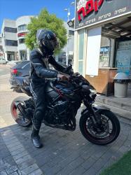 קוואסאקי Z900 יד 1 2023 | 8000 ק"מ