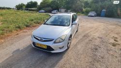 יונדאי i30CW Inspire סטיישן אוט' 1.6 (126 כ''ס) בנזין 2010 למכירה בנו