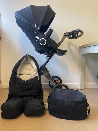 Stokke Xplory True Black Edition