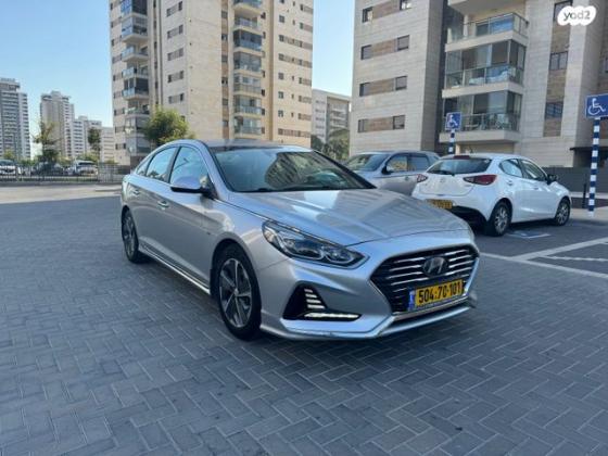 יונדאי סונטה הייבריד Premium הייבריד אוט' 2.0 (154 כ"ס) בנזין 2018 למכירה בחיפה