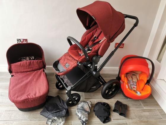 Cybex Priam Infra Red pram