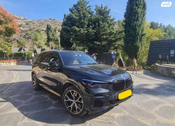 ב מ וו X5 M-Sport 45e פלאג-אין אוט׳ 3.0 (286 כ״ס) פלאג-אין בנזין 2023 למכירה במג'דל שמס