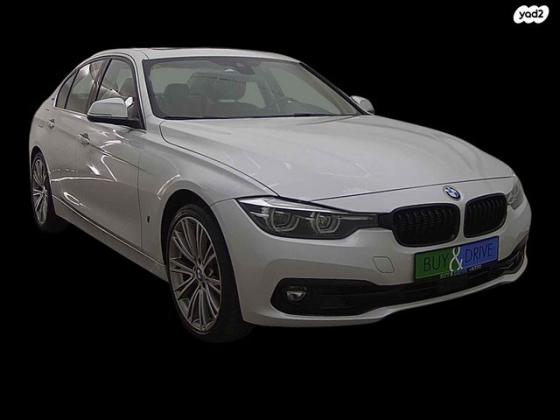 ב מ וו סדרה 3 Exclusive 330e פלאג-אין אוט׳ 4 דל 2.0 (252 כ״ס) פלאג-אין בנזין 2019 למכירה ב