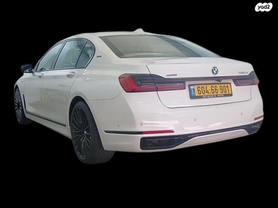 ב מ וו סדרה 7 Pure Excellence 745Le פלאג-אין אוט׳ 3.0 (286 כ״ס) פלאג-אין בנזין 2019 למכירה ב