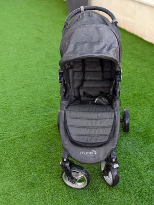 טיולון BabyJogger City Mini