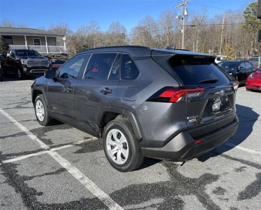 2019 Toyota RAV4 LE FWD