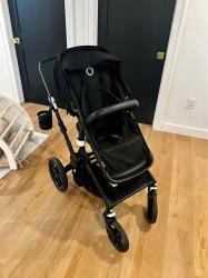 עגלת Bugaboo Fox 2 עם